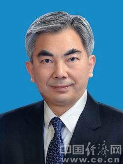 湖北省委秘书长梁伟年当选湖北人大副主任(简历