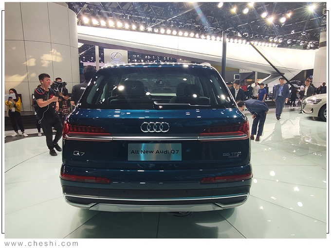 奥迪中期改款Q7、A4L将开卖,颜值高有面子,你钞票准备好了吗