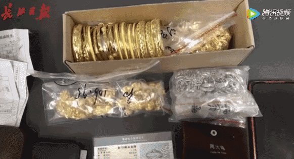女子过安检落下60万黄金 武汉地铁：在我们这没