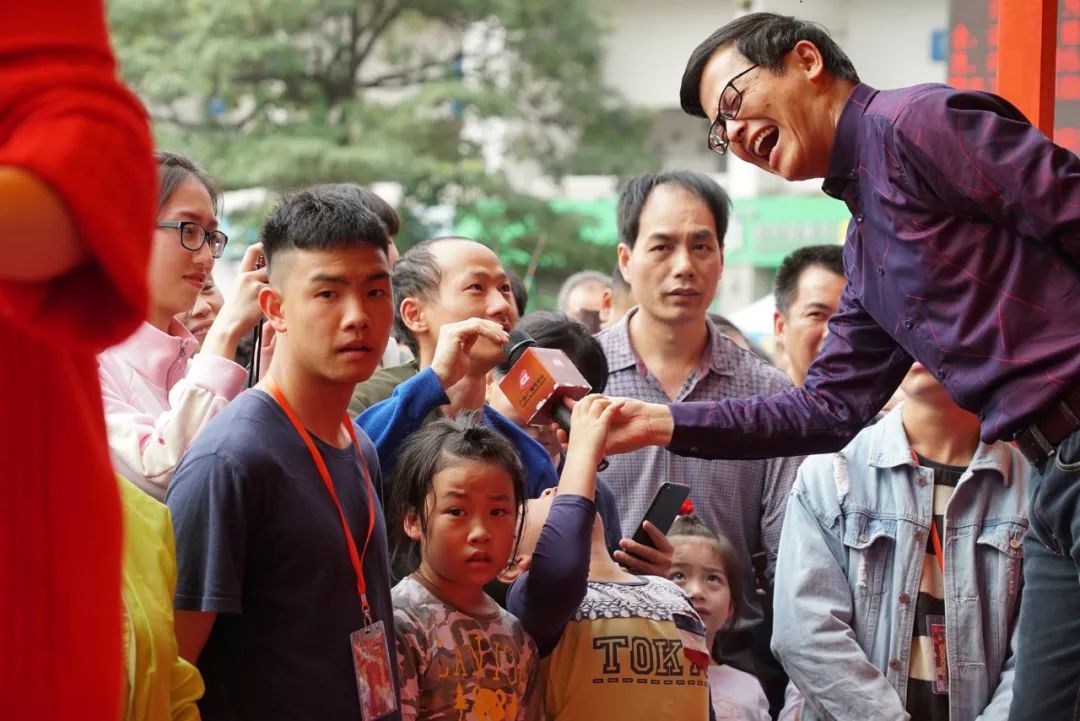 九年之约 | 广视原班人马陪你行花街,多重亮点提前剧透!