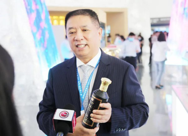 新月上品老总_新月岚(2)