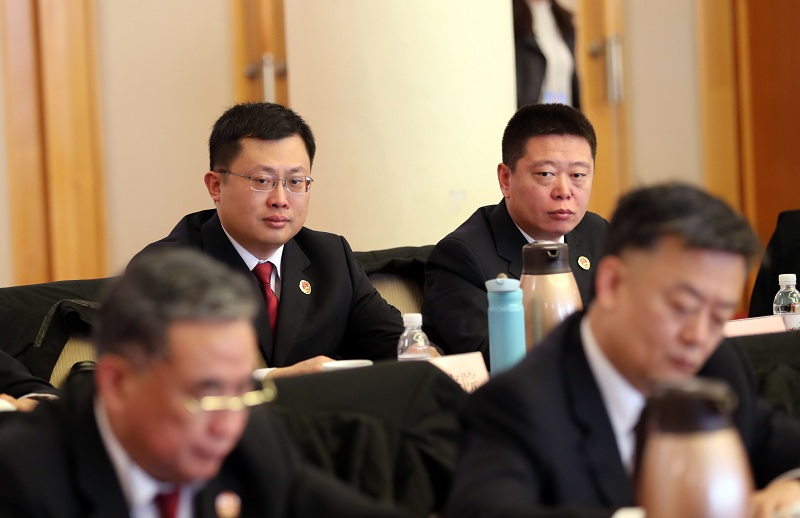 149名检察官到省“两会”听取意见建议