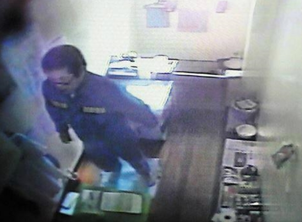 �Զ����ڼ����еĻ���