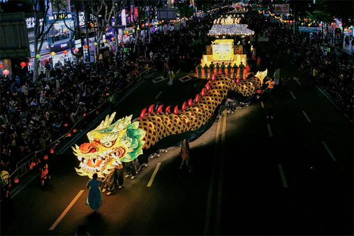 韩国将佛教燃灯会成功申遗 系庆祝释迦牟尼诞辰