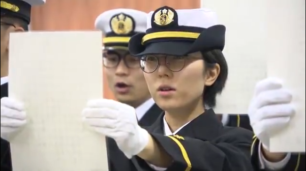 竹之内里咲参加宣誓(广岛电视台)
