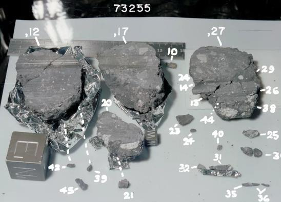 月背样品中首次发现晶质赤铁矿 新浪网