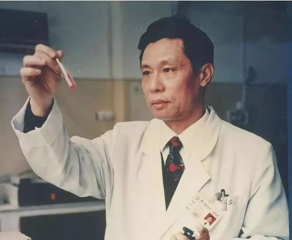 钟南山谈老年:八大禁忌,这八点你最好别做!