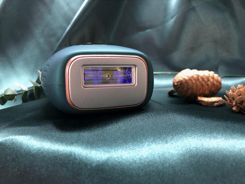 腋下,比基尼处脱毛,更适合手动点按单闪;而大区域脱毛,如手臂,腿部