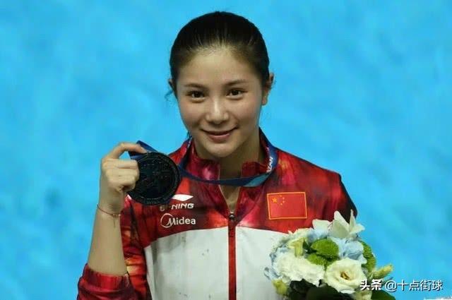 不愧运动员!何雯娜产后19天身材恢复苗条,跳水女神被质疑假怀孕