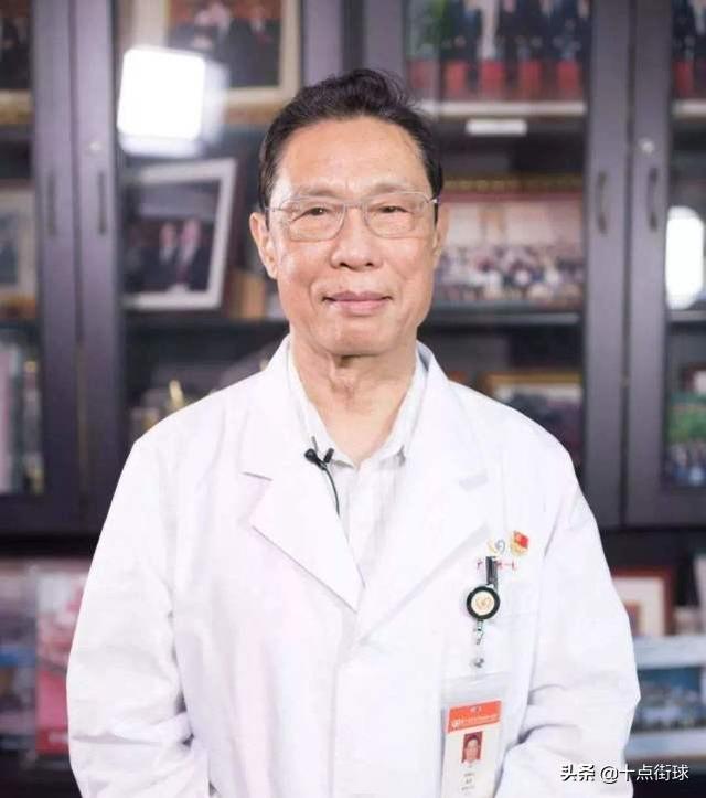 运动对人影响有多大?83岁钟南山看起犹如53,游泳篮球健身样样来