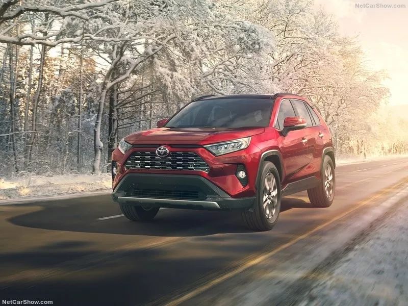 红旗HS5还是RAV4荣放，20万买SUV你选自主还是合资？