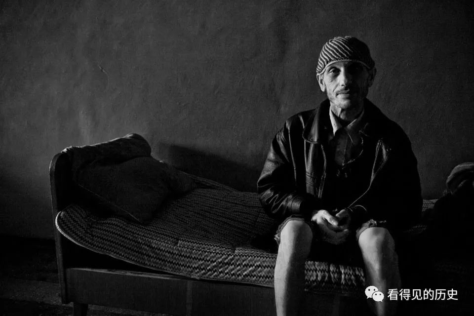 精神病人的世界是什么样子 乌克兰摄影师带你去看看