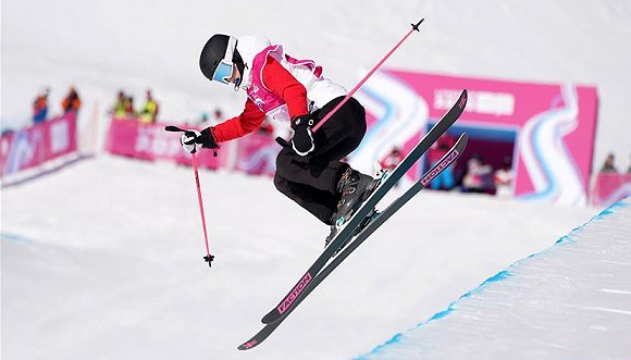 自由式滑雪谷爱凌哪个频道播出 54c6-innckcf4384677.jpg