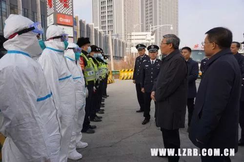 李荣灿:严防死守坚决防止疫情输入扩散蔓延