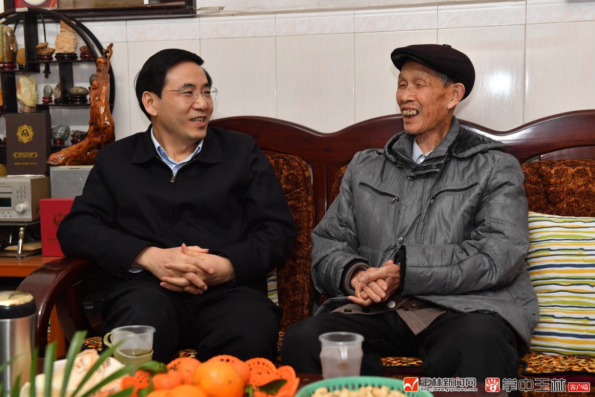 黄海昆韦韬等市领导看望老同志,把关心关怀送到老同志心中