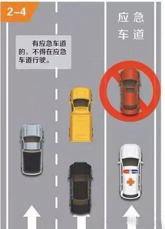 南昌:救护车运送病人遇堵 一个声音打开“生命通道”
