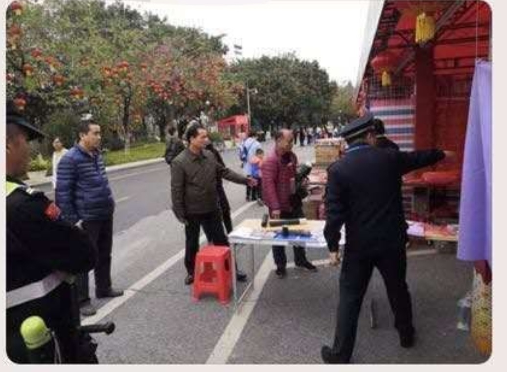 网传截图尹维新视察黄埔区花市。来源:网络