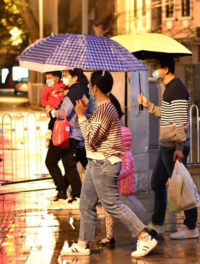 冷空气率先来拜年,大雨随后到,鼠年以湿冷开局