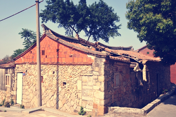 旧厝村人口_惠来县靖海镇旧厝村(2)