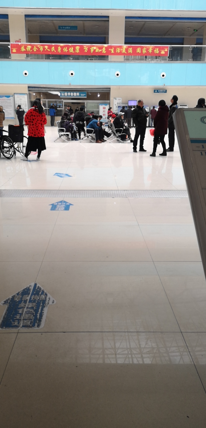 疫情重灾区返乡青年自述27天“生死”亲历