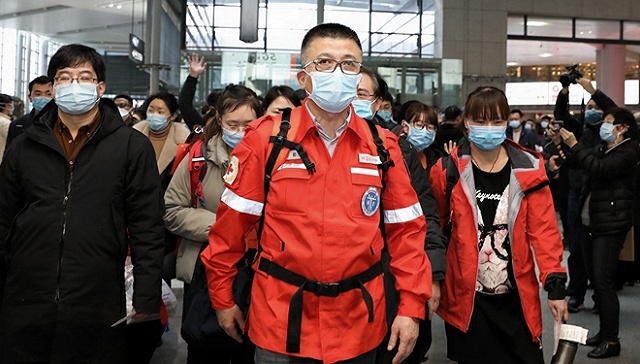 接诊过上海第一例SARS病人的医生驰援武汉