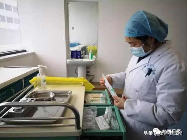 火神山医院建设飞速,网友变身“云监工”