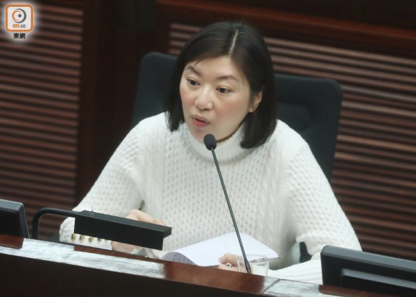 设小组审视偏颇教材 香港立法会对“毒教材”出手