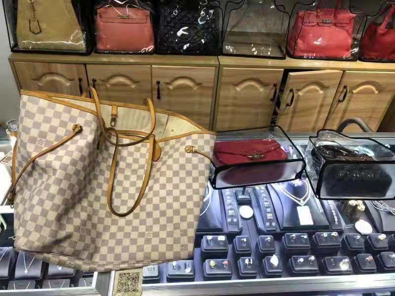 被害人被带走的部分财物。 本文均为浦东警方供图