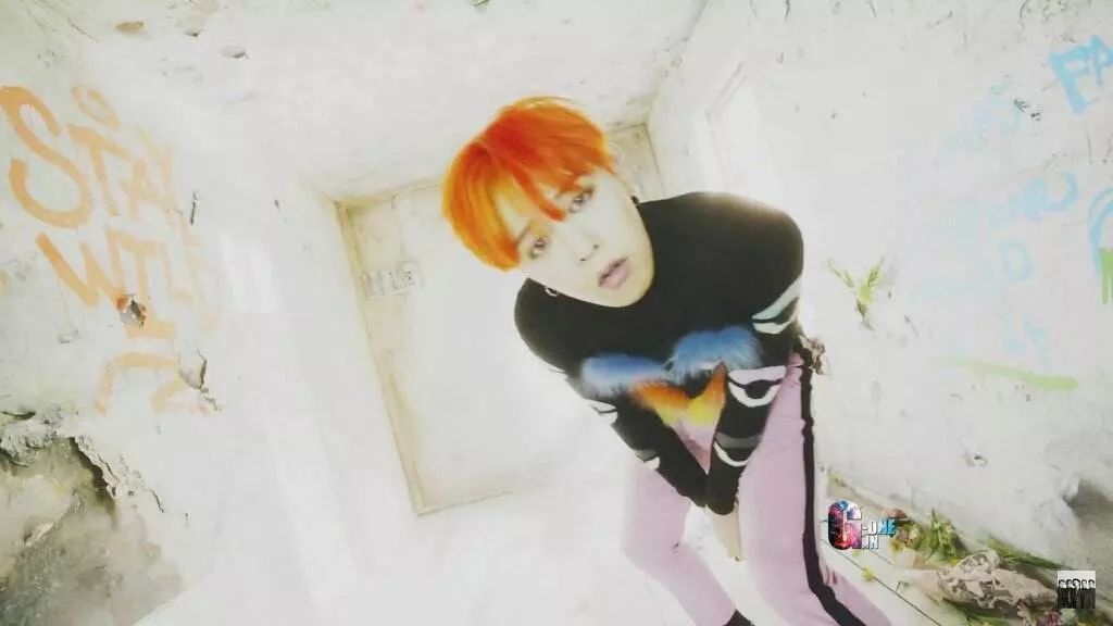 老爹鞋电子表，追着权志龙穿的男人，审美不OK？