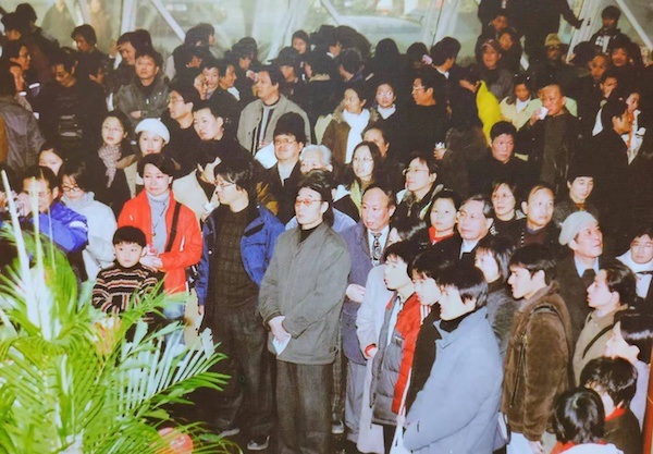  2003年，在刘海粟美术馆举行的“水墨缘”首次画展的景象