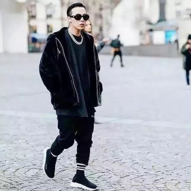 老爹鞋电子表，追着权志龙穿的男人，审美不OK？