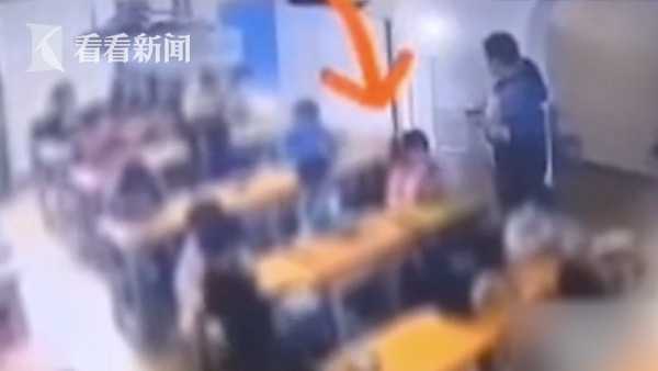 男童不吃饭遭幼儿园老师踢肚子?园方:正在调