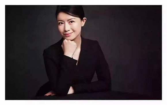 2019车坛的白雪公主与七个小矮人