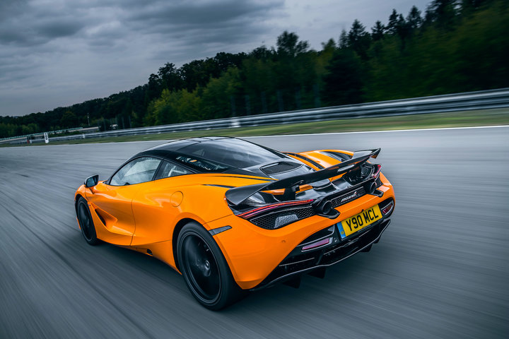 McLaren 720s 跑车