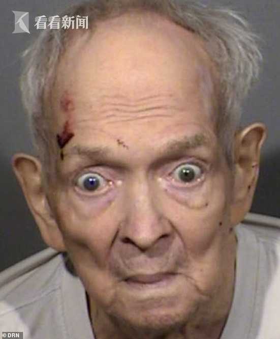 不满家中被水淹 美93岁老头进门两枪打伤物业经