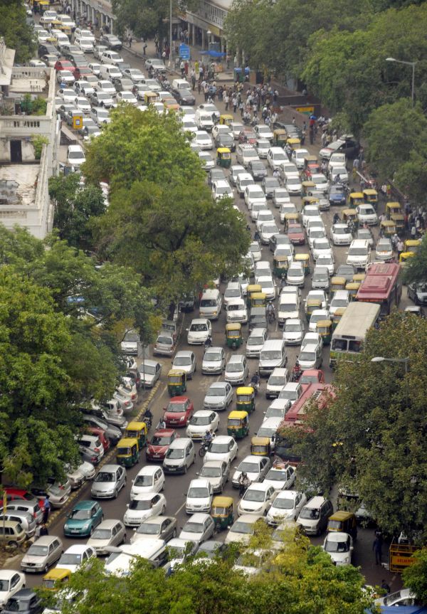 资料图：印度新德里市中心（新华社）
