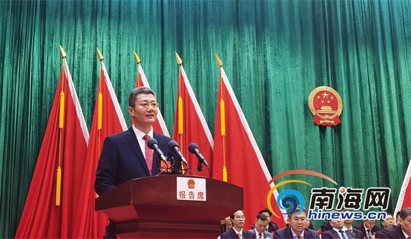 邹广在闭幕式上讲话 海南网 图