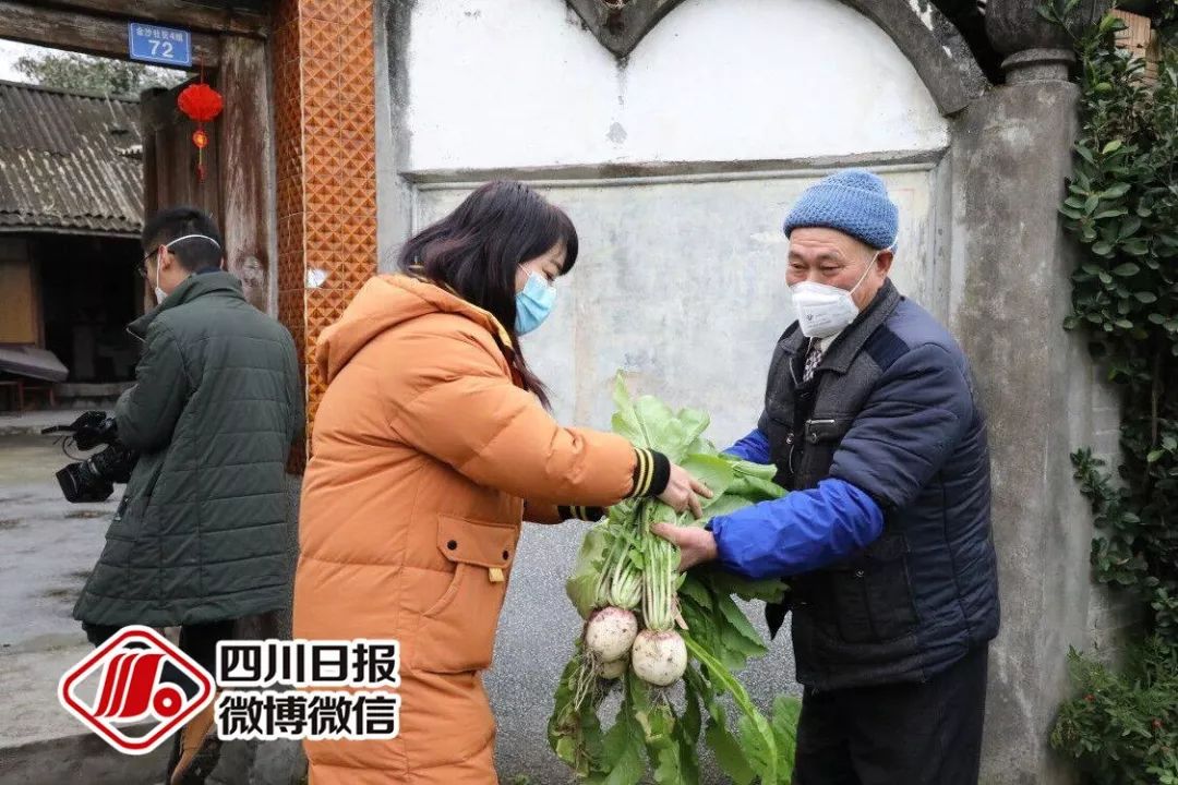 偷偷向武汉捐万元的大爷找到:做环卫5年 积蓄全