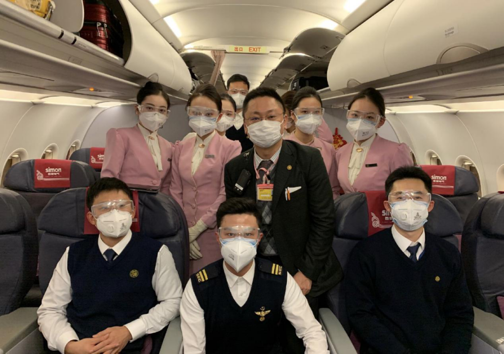 吉祥航空老总_吉祥航空空姐