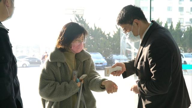 海信周厚健:关键时刻,我们要做“压舱石”