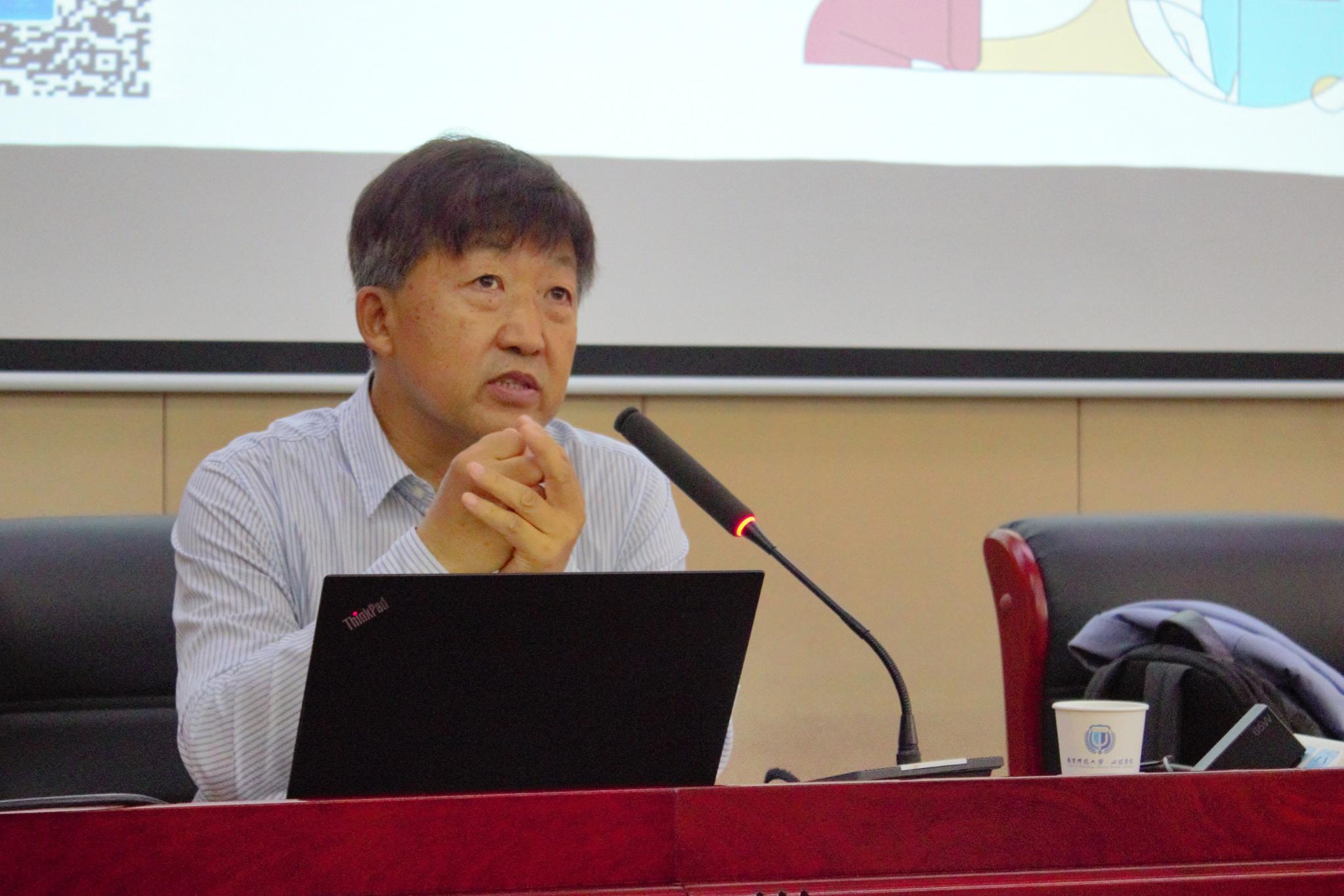 访王俊秀:三份社会调查说,信任在增加,信心在提升 | 防疫·专家谈