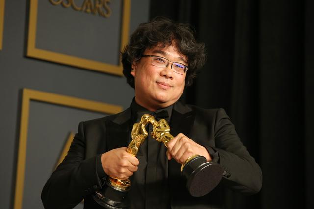 韩国影片《寄生虫》成奥斯卡最大赢家 文在寅祝