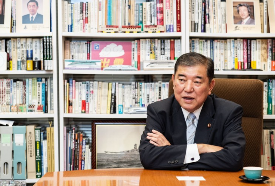 被视作安倍接班人的他如此忠告:再这样日本会亡
