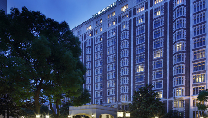 新天地老总_上海新天地(2)