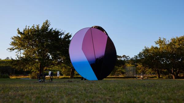 伦敦蛇形画廊夏季展亭20周年,迎来史上最年轻建筑师