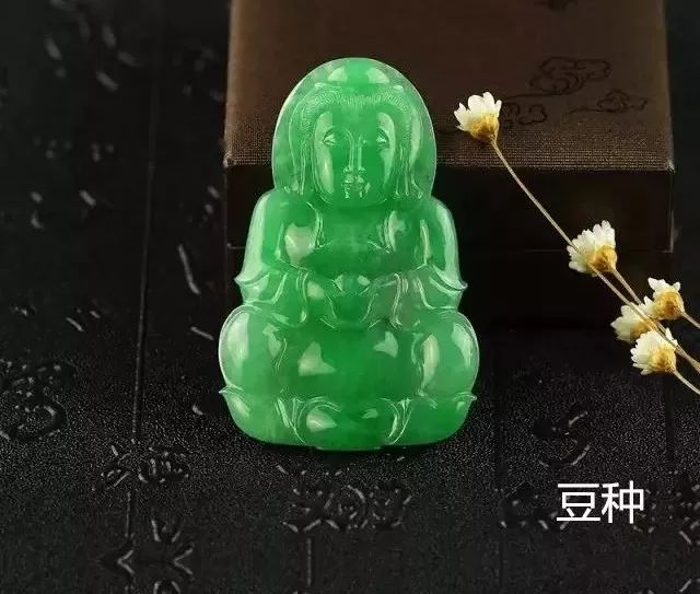 【玉石】为什么翡翠的价格差别那么大?