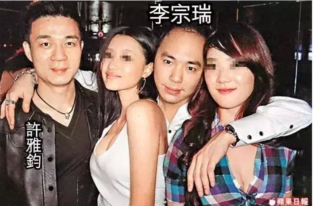 他的人缘究竟有多差,才值得这样先嘲为敬啊?