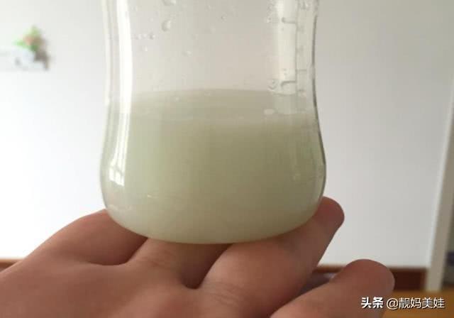 母乳变色不等于变质其背后还隐藏着秘密生理伟大令人惊叹