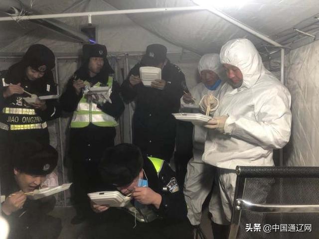 扛起“硬核”担当 通辽交警筑牢交通“防疫墙”