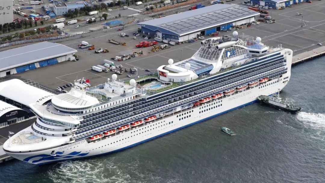 “钻石公主”号邮轮上已有14名中国人确诊感染新冠肺炎